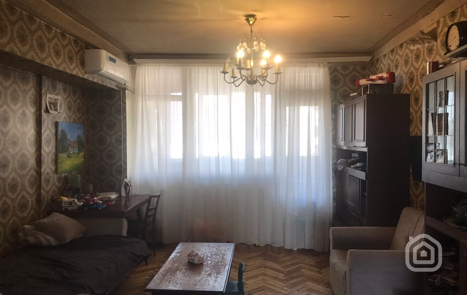 Продаётся 3-комнатная квартира, 90 м², ул. Кохбаци, Центр