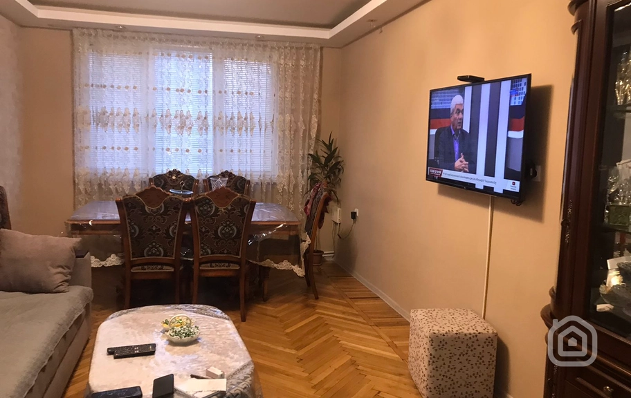 Продаётся 3-комнатная квартира, 90.61 м², ул. Сарян, Центр