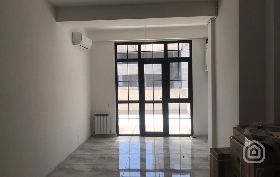 Продаётся 3-комнатная квартира, 98 м², Арабкир