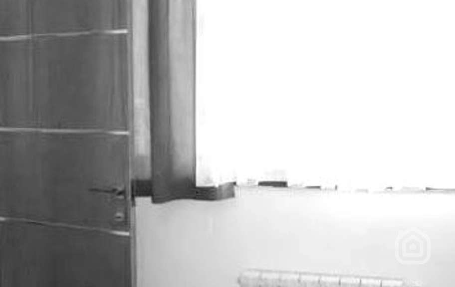 Продаётся 2-комнатная квартира, 50.3 м², пр. Саят-Нова, Центр