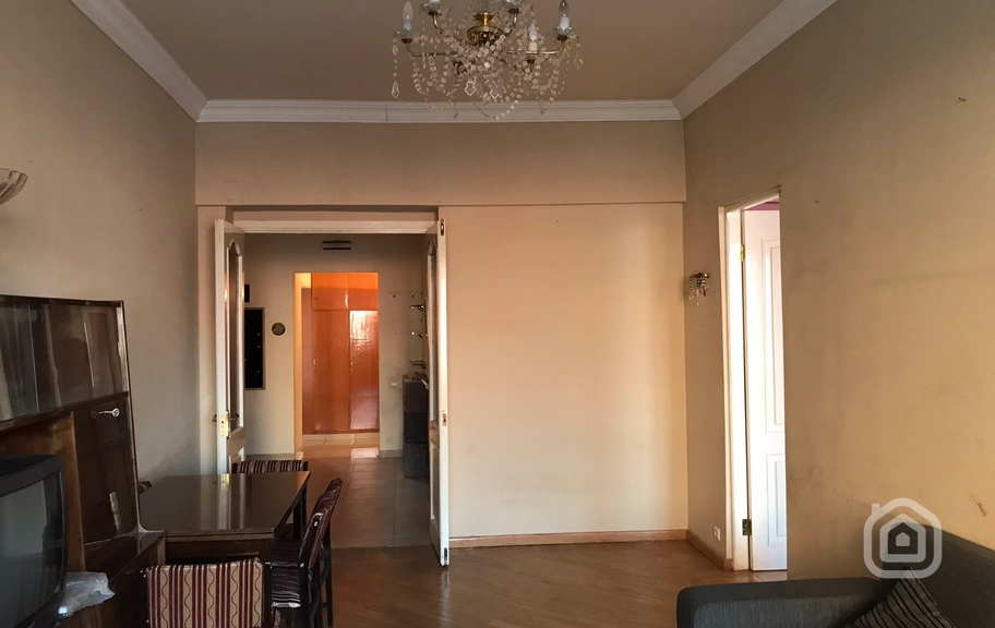 Продаётся 2-комнатная квартира, 93.5 м², ул. Паронян, Центр