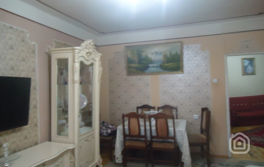 Продаётся 2-комнатная квартира, 72.8 м², ул. Башинджахян, Аджапняк