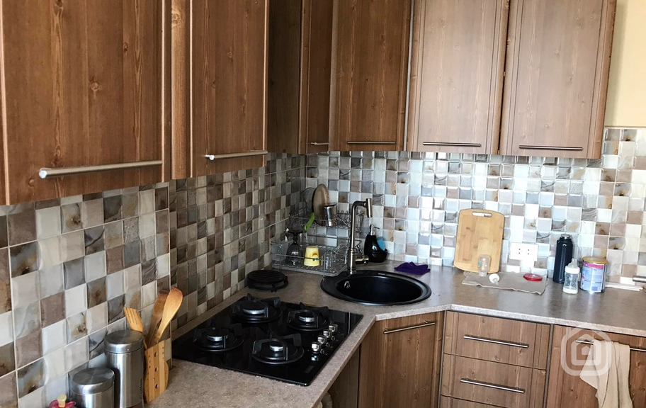 Продаётся 2-комнатная квартира, 68 м², ул. Вардананц, Центр