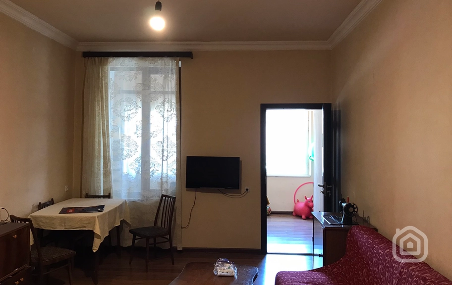 Продаётся 2-комнатная квартира, 71.35 м², пр. Тигран Мец, Центр