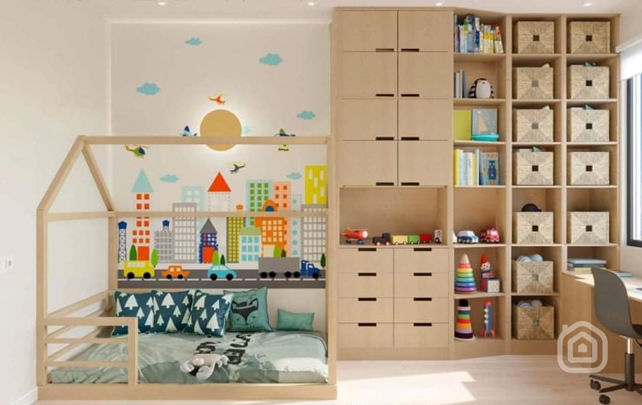 Продаётся 4-комнатная квартира, 117 м², ул. Грибойедов, Арабкир