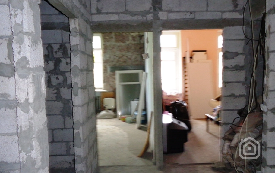 Продаётся 3-комнатная квартира, 109.5 м², пр. Тигран Мец, Центр