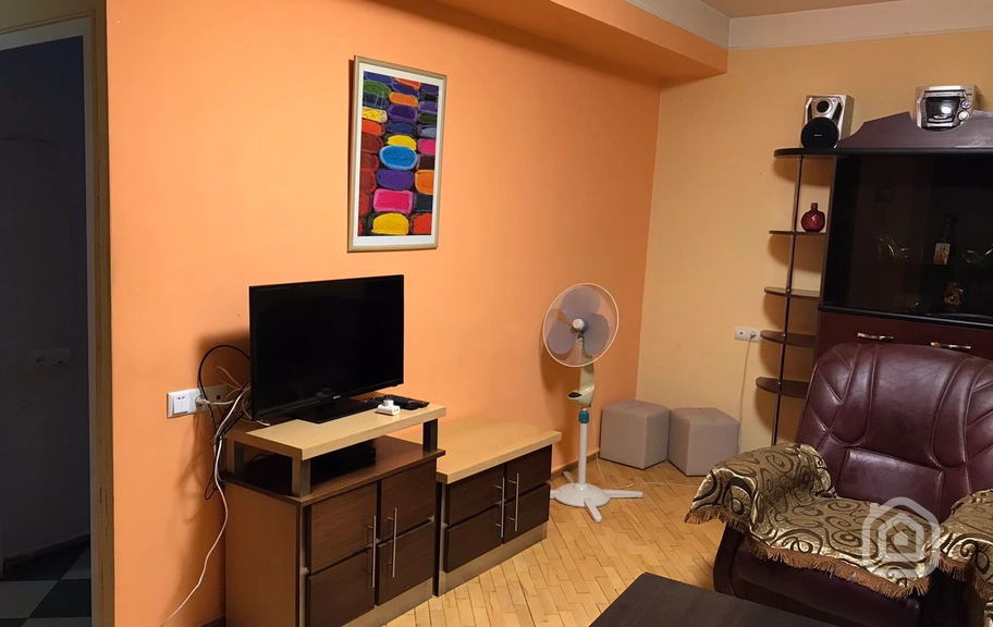 Продаётся 2-комнатная квартира, 67.5 м², ул. Hин Ереванци, Центр