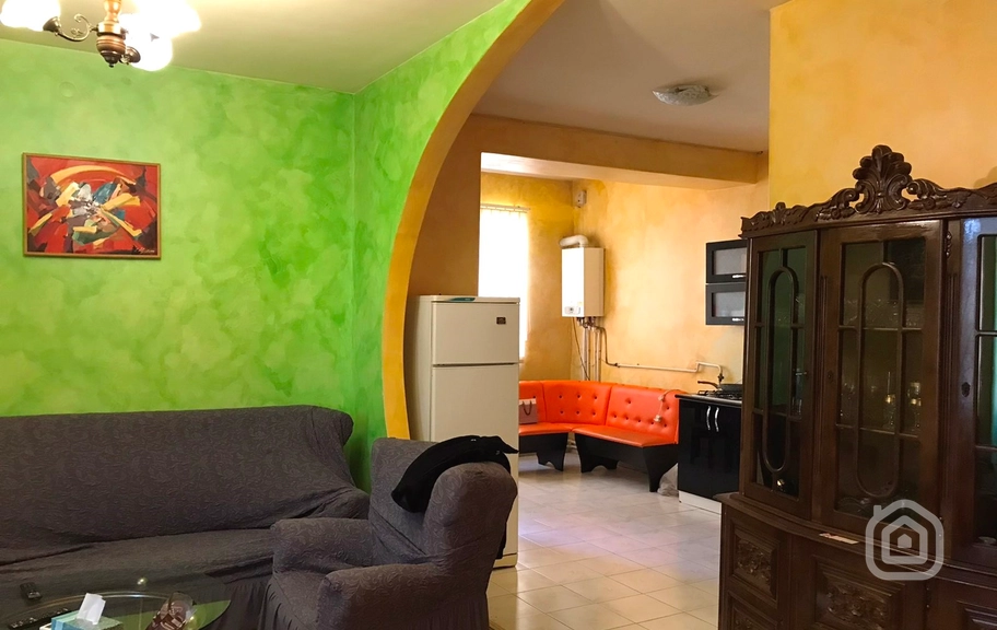 Продаётся 2-комнатная квартира, 67 м², ул. Туманян, Центр