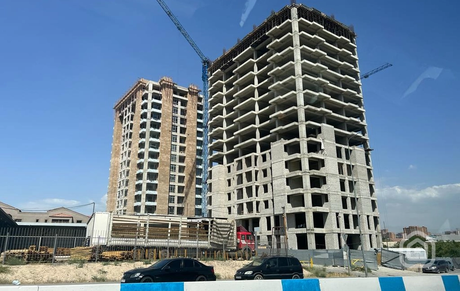 Продаётся 2-комнатная квартира, 63.35 м², ул. Давташени 4, Давташен