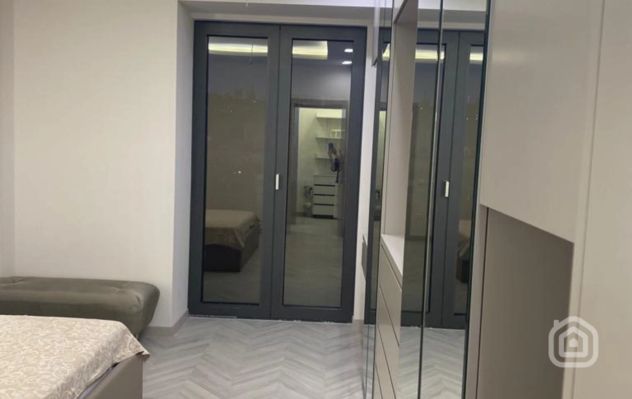 Продаётся 3-комнатная квартира, 162 м², ул. Пушкин, Центр