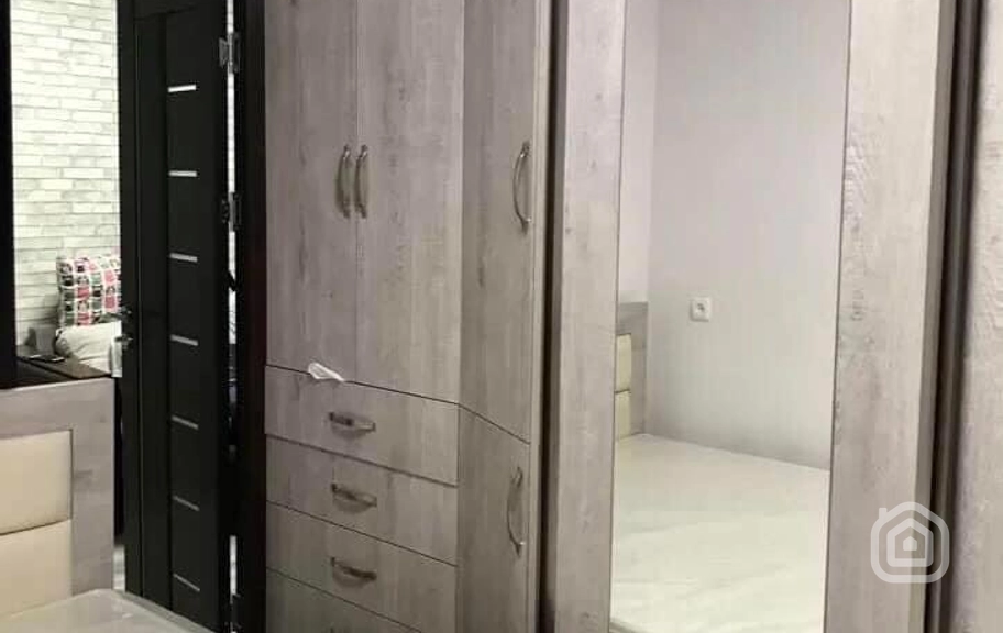Продаётся 1-комнатная квартира, 32 м², ул. М. Аветисян 2, Канакер-Зейтун