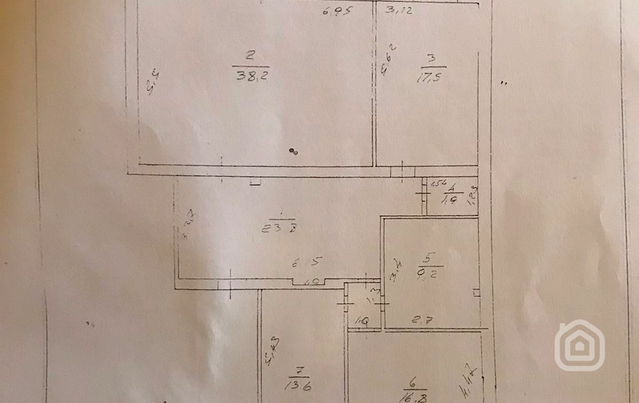 Продаётся 3-комнатная квартира, 121 м², ул. Туманян, Центр