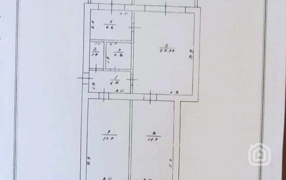 Продаётся 3-комнатная квартира, 95 м², пр. М. Маштоц, Центр