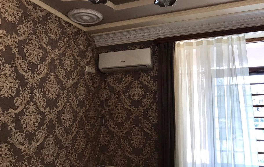 Продаётся 3-комнатная квартира, 102 м², ул. Сармен, Центр
