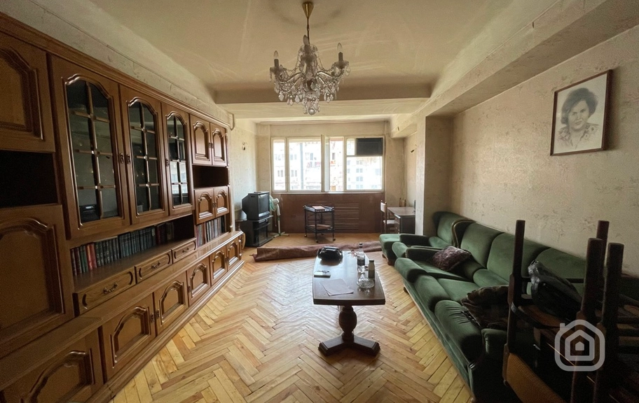 Продаётся 3-комнатная квартира, 88.81 м², ул. Заварян, Центр