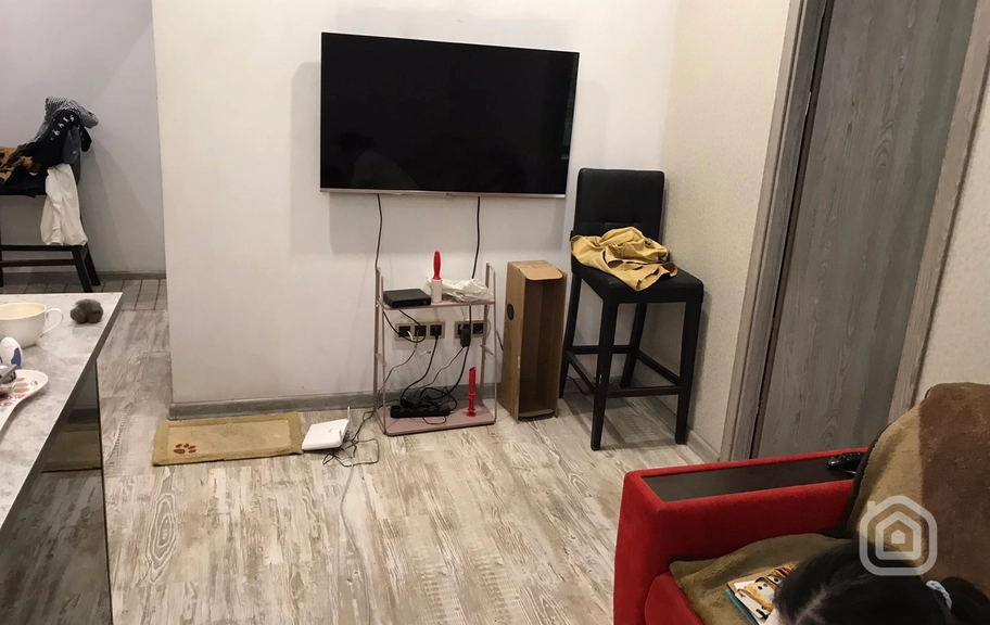 Продаётся 2-комнатная квартира, 52.1 м², пер. Налбандян, Центр