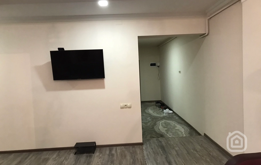 Продаётся 3-комнатная квартира, 95 м², ул. Сундукян, Арабкир