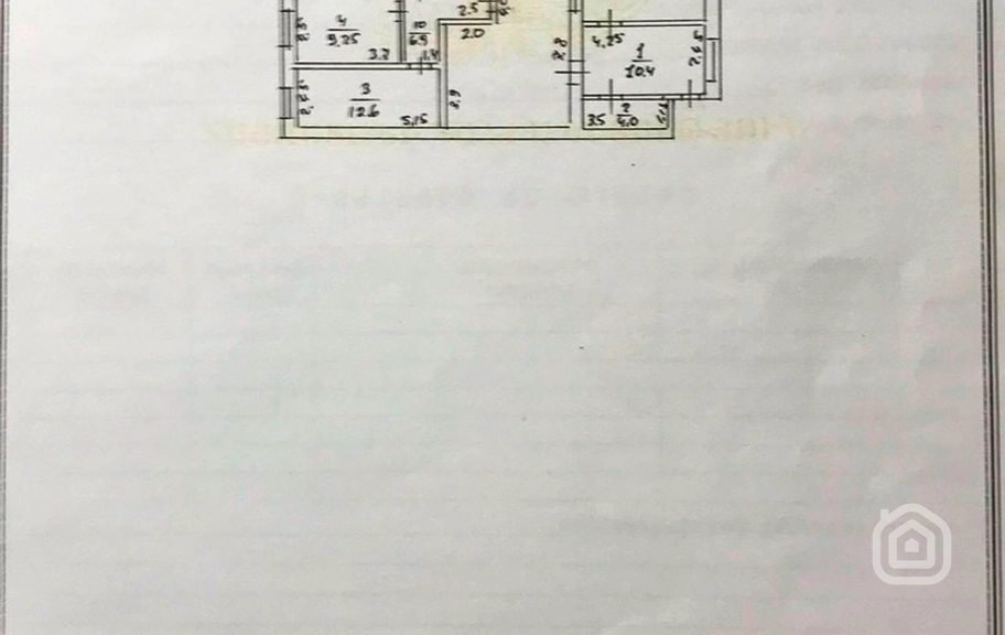 Продаётся 3-комнатная квартира, 111 м², ул. Амирян, Центр