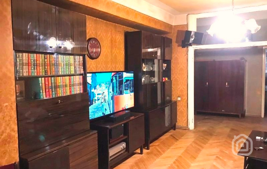 Продаётся 3-комнатная квартира, 91.5 м², ул. Заварян, Центр