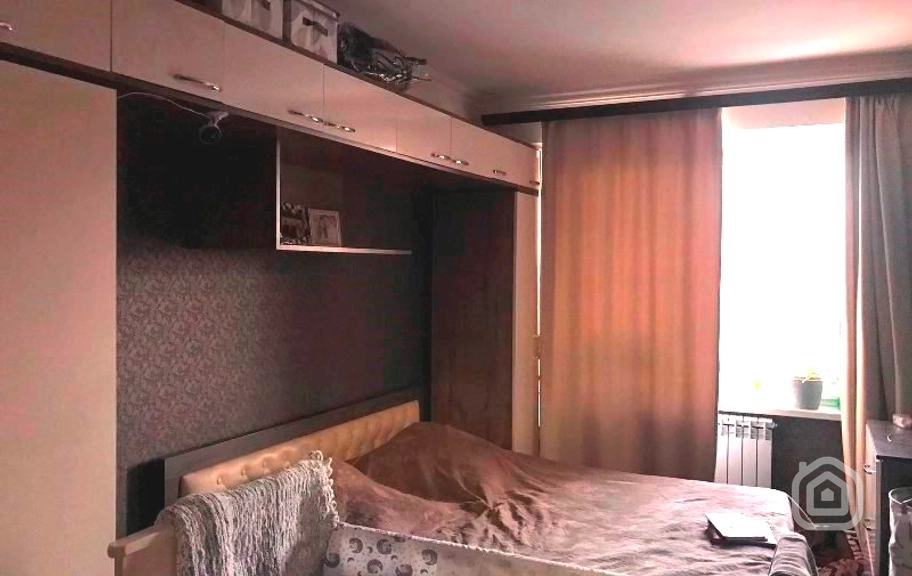 Продаётся 3-комнатная квартира, 89 м², ул. Вардананц, Центр