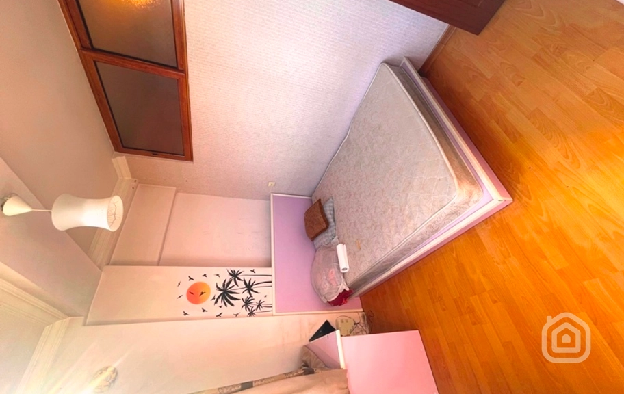 Продаётся 2-комнатная квартира, 40 м², ул. Агатангехос, Центр