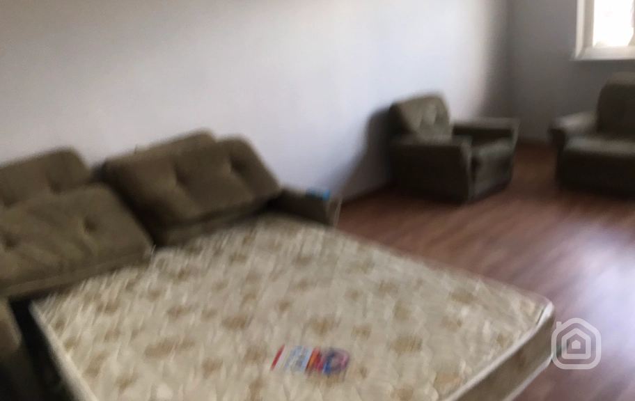 Продаётся 1-комнатная квартира, 39.2 м², ул. Вардананц, Центр