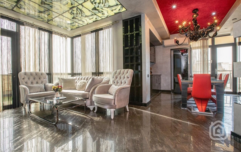 Продаётся 3-комнатная квартира, 134 м², ул. Вардананц, Центр