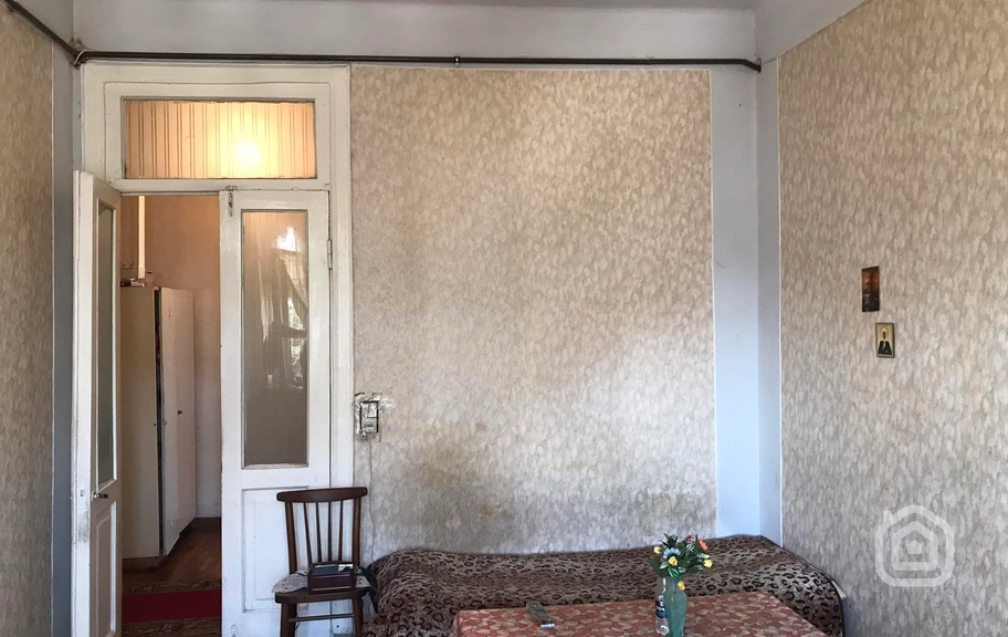 Продаётся 2-комнатная квартира, 75 м², пр. М. Маштоц, Центр