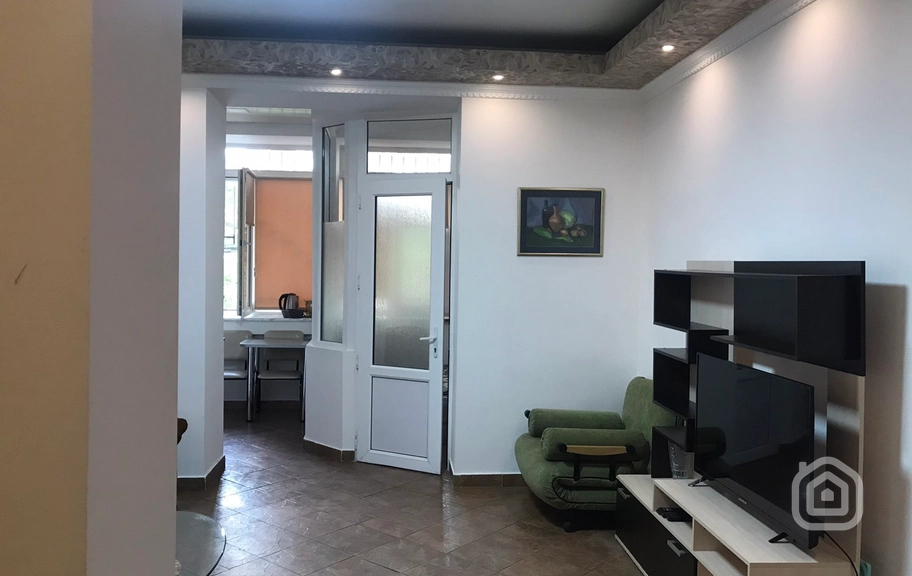 Продаётся 1-комнатная квартира, 40 м², пр. М. Маштоц, Центр