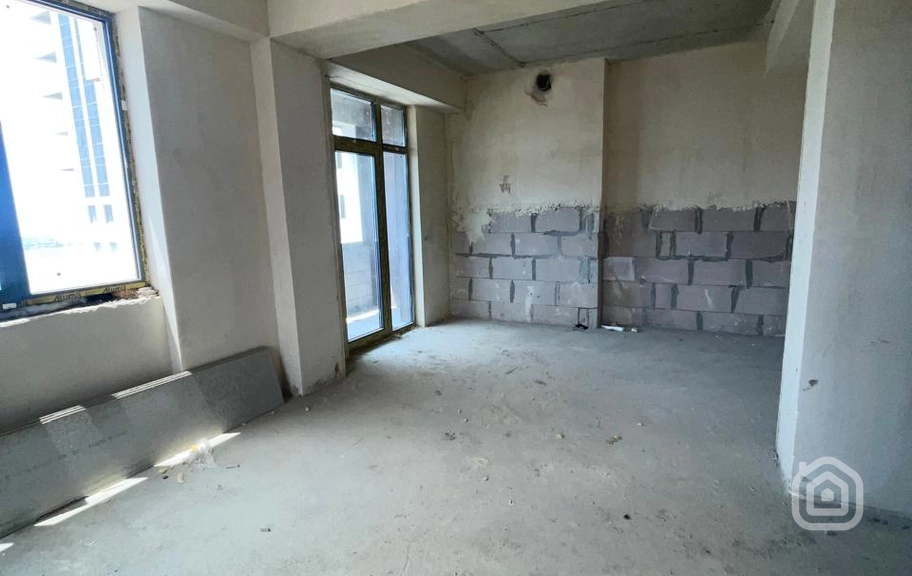 Продаётся 3-комнатная квартира, 110 м², ул. Ан. Микоян, Давташен