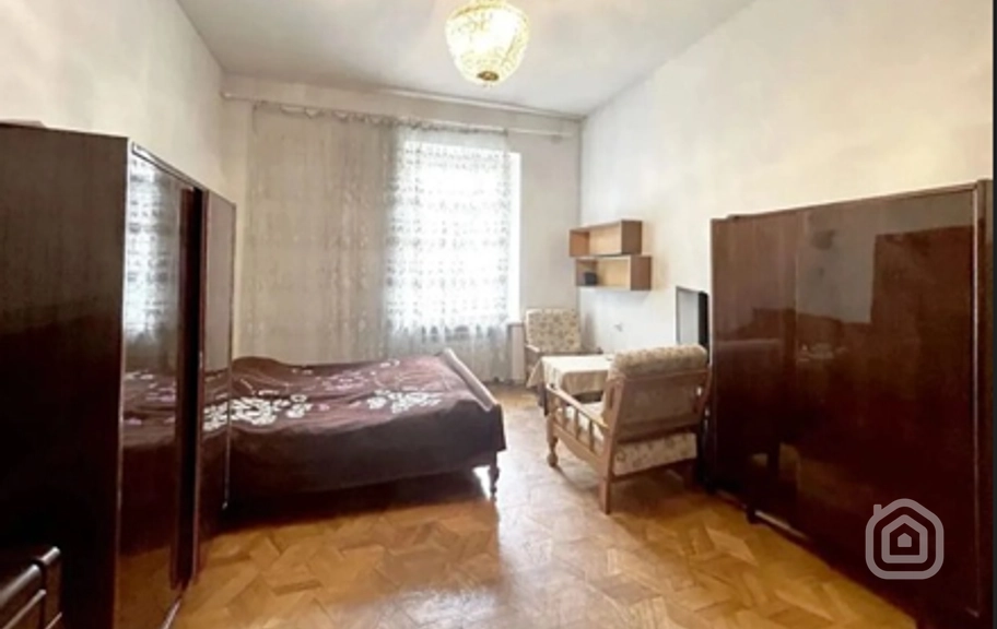 Продаётся 3-комнатная квартира, 90 м², ул. Касян, Арабкир