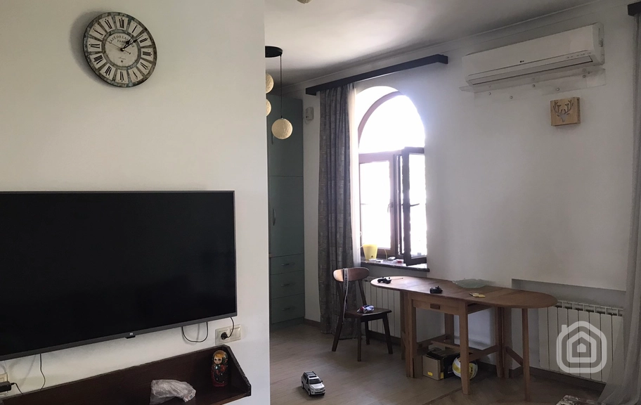 Продаётся 2-комнатная квартира, 61.6 м², пр. М. Маштоц, Центр
