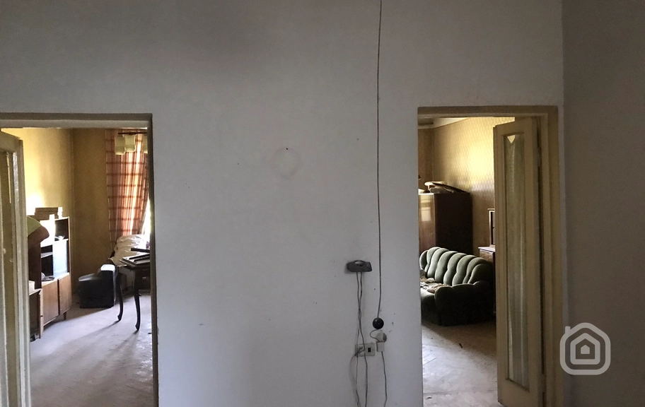 Продаётся 2-комнатная квартира, 67.8 м², ул. Исаhакян, Центр