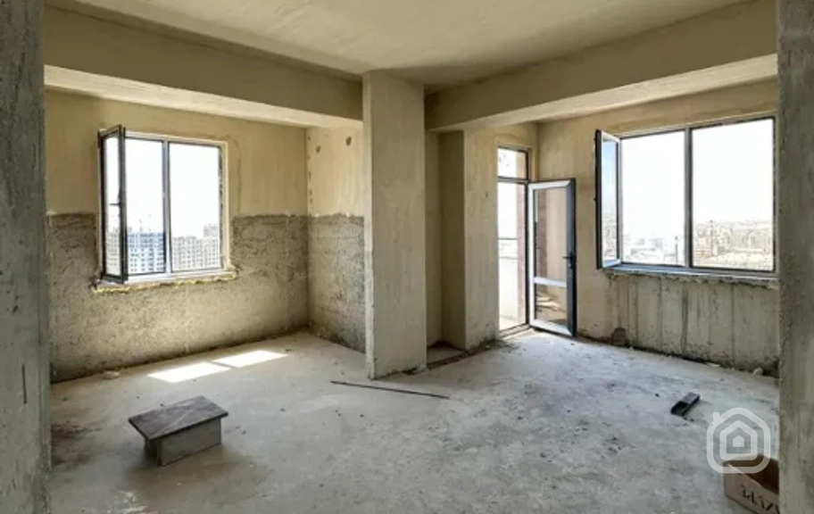 Продаётся 4-комнатная квартира, 94.2 м², Арабкир