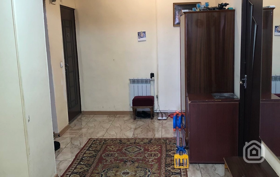 Продаётся 3-комнатная квартира, 99 м², ул. Сарян, Центр
