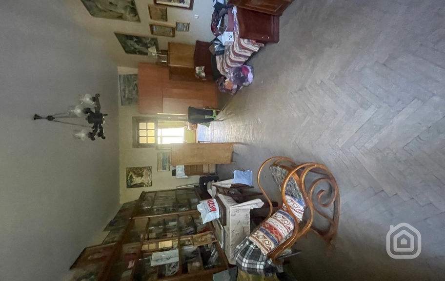 Продаётся 3-комнатная квартира, 126.6 м², ул. Абовян, Центр