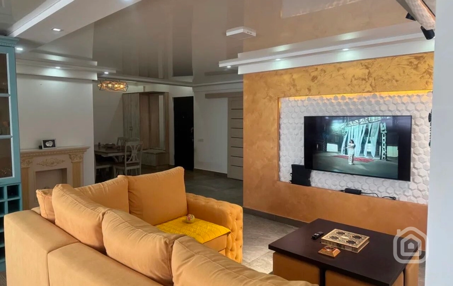 Продаётся 3-комнатная квартира, 115.2 м², ул. Мамиконянц, Арабкир