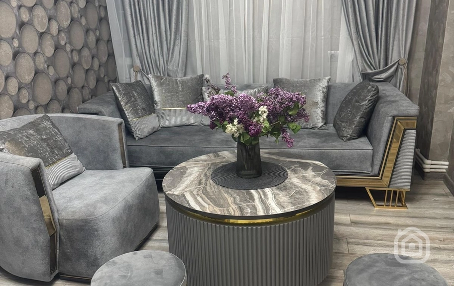 Продаётся 1-комнатная квартира, 46 м², кв-л Дурян, Аван