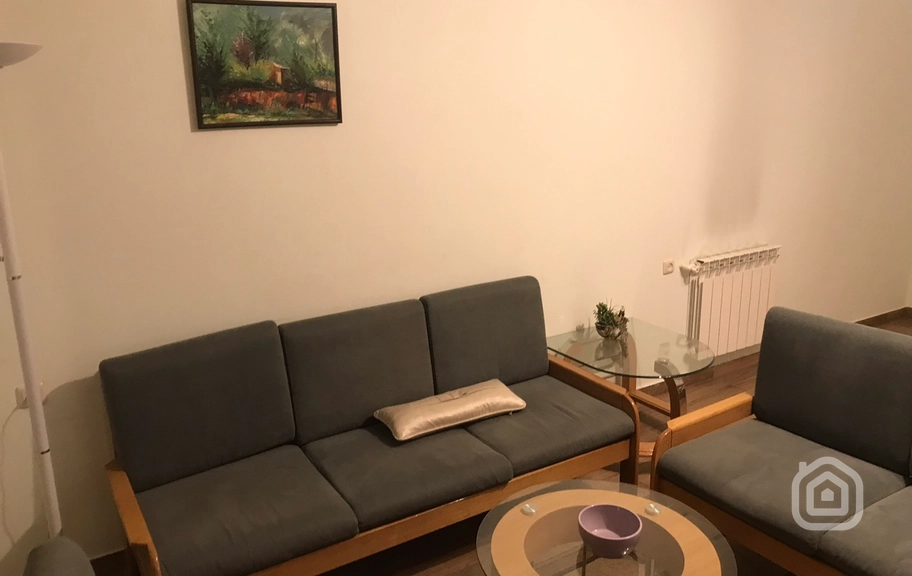 Продаётся 1-комнатная квартира, 58.1 м², ул. Абовян, Центр