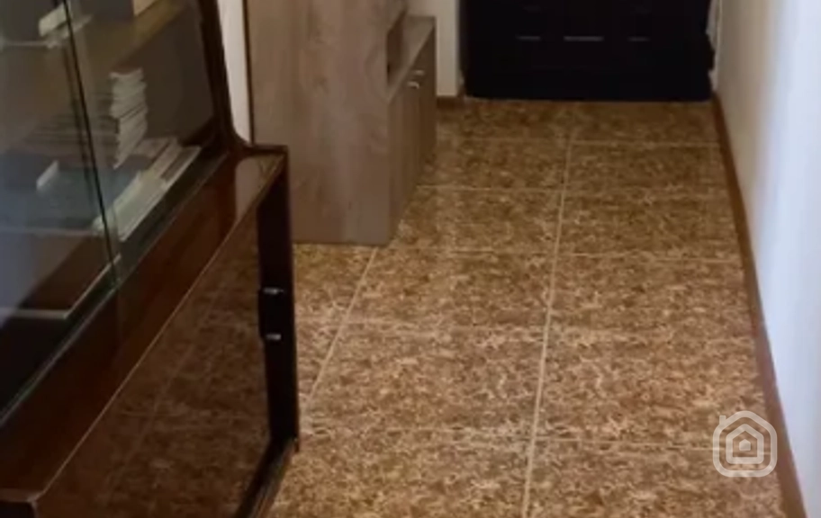 Продаётся 2-комнатная квартира, 57 м², с. Ахурян