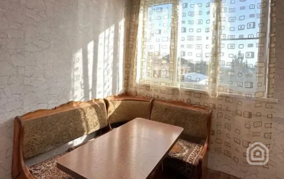 Продаётся 3-комнатная квартира, 67 м², ул. Горки, Гюмри