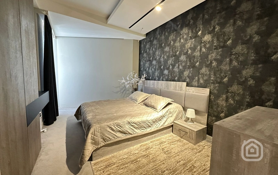 Продаётся 3-комнатная квартира, 83 м², ул. Арабкир 19, Арабкир