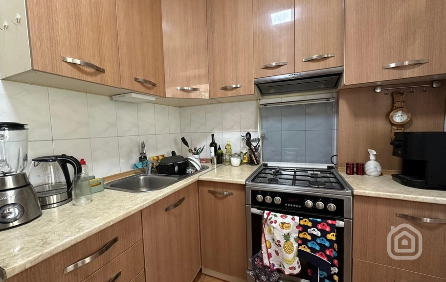 Продаётся 2-комнатная квартира, 56.2 м², ул. А.Хачатрян, Арабкир