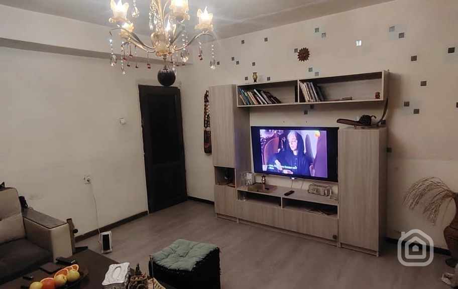 Продаётся 4-комнатная квартира, 70.7 м², кв-л Дурян, Аван