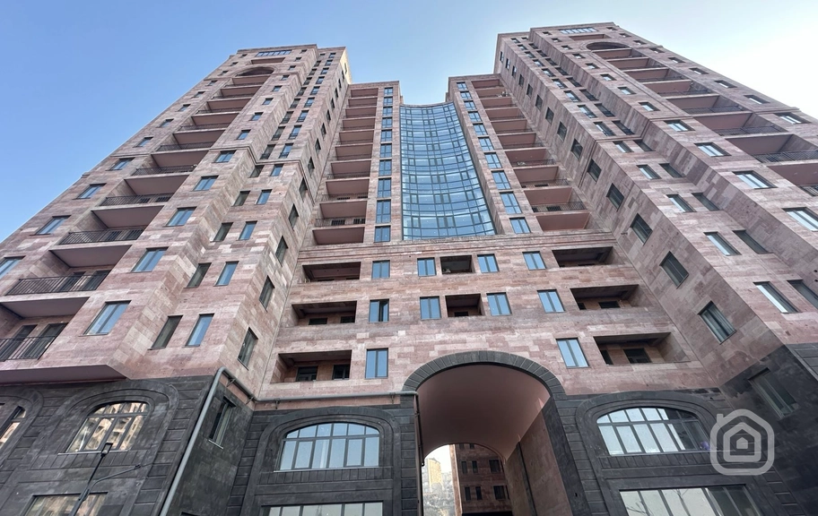 Продаётся 1-комнатная квартира, 48.5 м², ул. Гюрджян, Нор-Норк