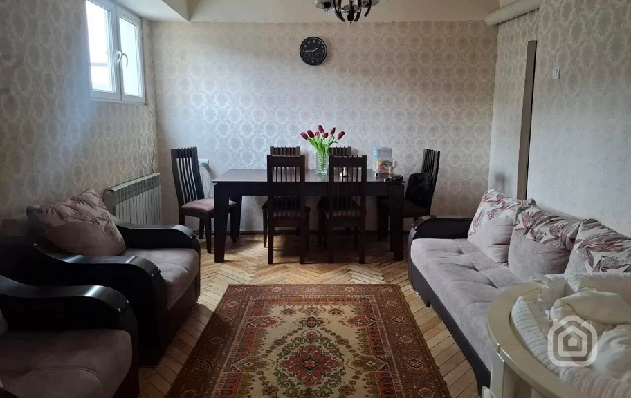 Продаётся 1-комнатная квартира, 49 м², ул. Худяков, Аван