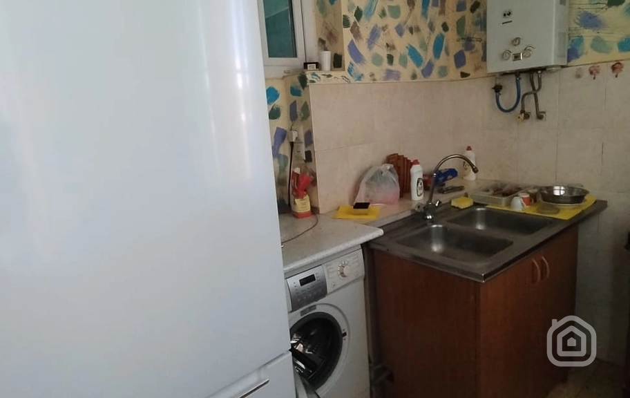 Продаётся 3-комнатная квартира, 47.3 м², кв-л Еркрабаннери, с. Нор Гехи