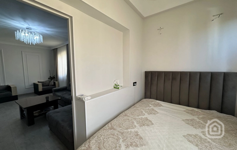 Продаётся 1-комнатная квартира, 80 м², кв-л Брюсов, Аван